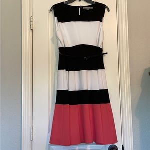 Colorblock belted dress